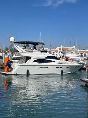 ALFA 48 Dyna with flybridge!!